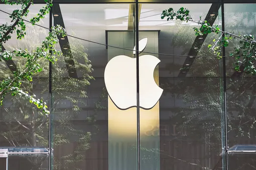 Apple предупредила активистов и правозащитников о возможной слежке