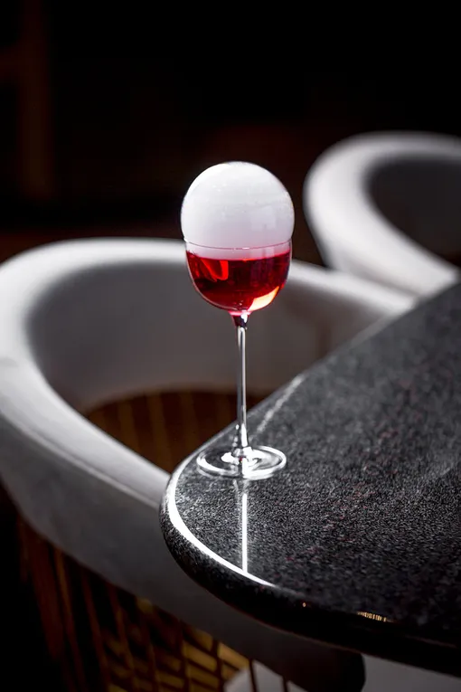 Коктейль Strawberry & Basil Martini Коктейль Strawberry & Basil Martini