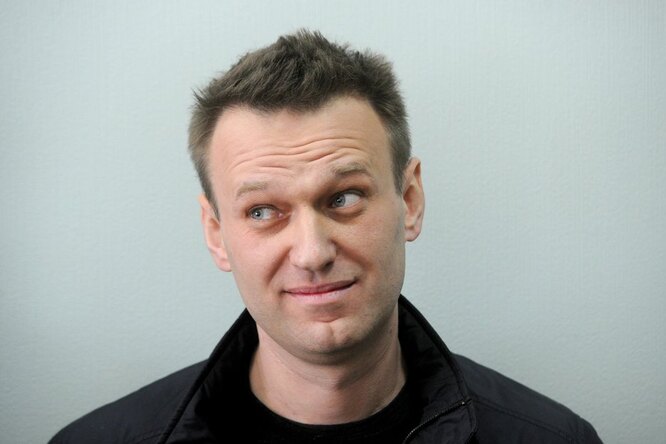 Навального задержали в аэропорту Шереметьево Навального задержали в аэропорту Шереметьево