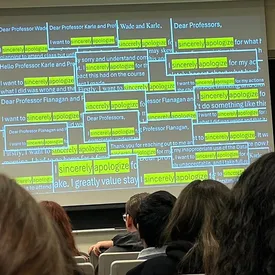 В США профессор университета уличил студентов в том, что они массово написали извинение за использование ИИ с помощью ИИ