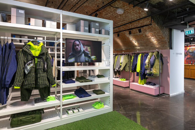adidas открыли флагманский магазин на Кузнецком Мосту — там будут проходить мероприятия и появятся редкие коллекции