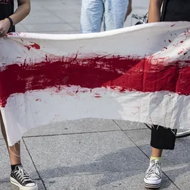 Диджей Соколовский, которого задержали за песню «Перемен!» на митинге, рассказал, что в изоляторе его бил замглавы МВД Беларуси Диджей Соколовский, которого задержали за песню «Перемен!» на митинге, рассказал, что в изоляторе его бил замглавы МВД Беларуси