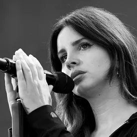 Лана Дель Рей будет судиться с Radiohead после обвинения в плагиате Лана Дель Рей будет судиться с Radiohead после обвинения в плагиате