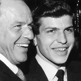 Письмо Фрэнка Синатры о похищении сына выставили на аукцион Письмо Фрэнка Синатры о похищении сына выставили на аукцион