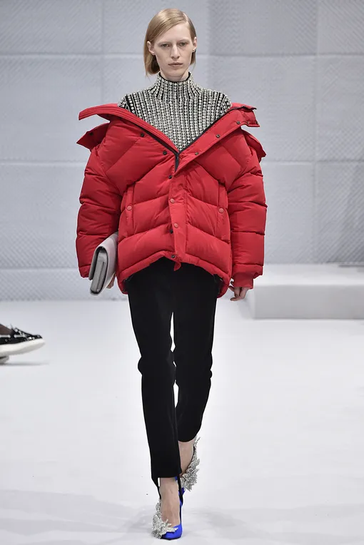 Balenciaga осень-зима 2016