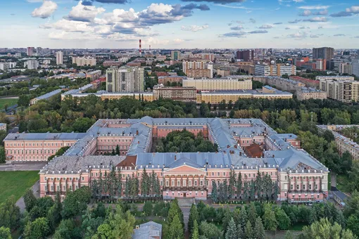 Власти Москвы выставят дворец Екатерины II на продажу. Его могут превратить в офис или отель