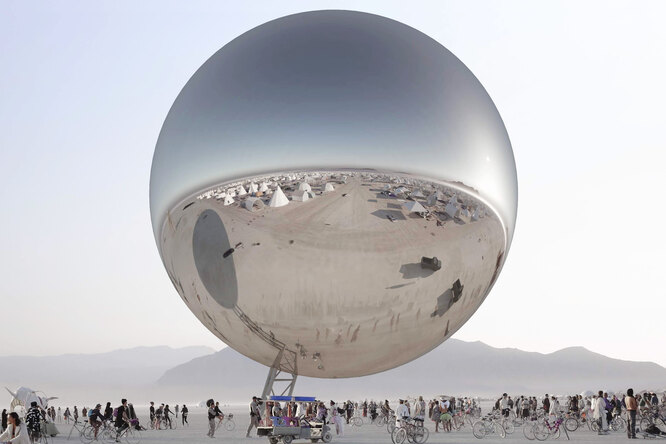 На Burning Man хотят установить огромный диско-шар
