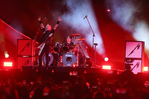 Концерт Metallica вызвал землетрясение в США Концерт Metallica вызвал землетрясение в США
