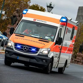 В Германии автомобиль въехал в толпу пешеходов. Есть погибшие