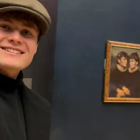 Бельгийские блогеры пронесли картину в Лувр и повесили ее в зале «Моны Лизы»