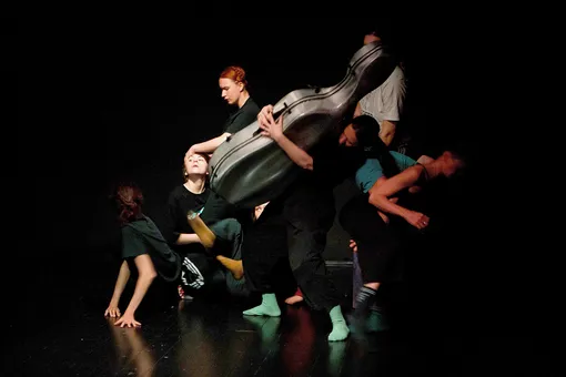 В театре «Практика» покажут музыкально-театральный перформанс «Несуществующая музыка» В театре «Практика» покажут музыкально-театральный перформанс «Несуществующая музыка»