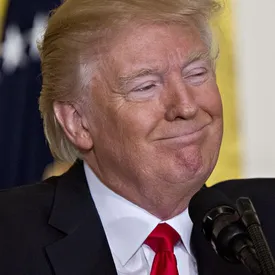 Трамп отреагировал на лишение титулов принца Эндрю