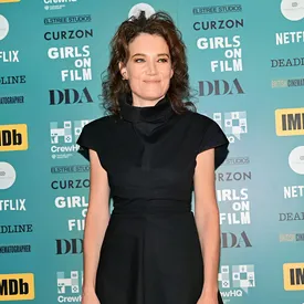 Режиссер «Субстанции» Корали Фаржа могла снять «Черную Вдову» для Marvel