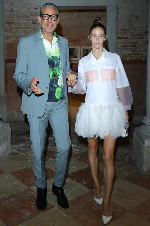 Джефф Голдблюм и Эмили Ливингстон на премьере фильма Miu Miu Women's Tales «Wedding Singer's Daughter» в Венеции