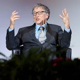 Билл Гейтс назвал получение сверхэффективной вакцины единственным способом преодоления последствий Covid-19