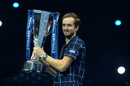Теннисист Даниил Медведев выиграл Итоговый турнир ATP. Он стал вторым в истории россиянином с таким достижением