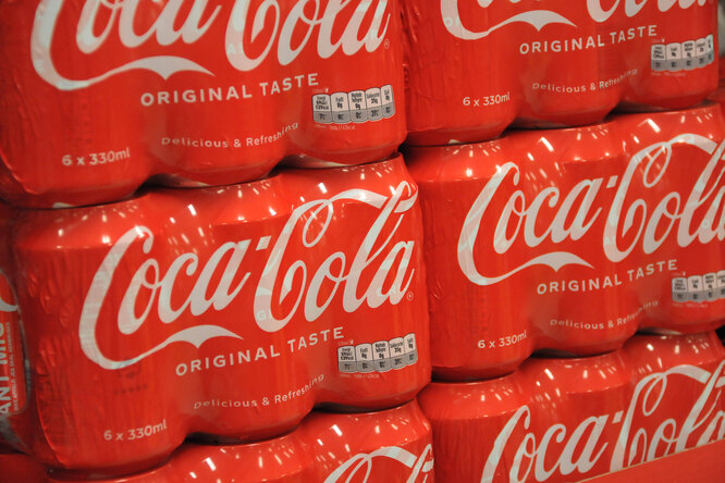 Американку приговорили к 14 годам тюрьмы за кражу коммерческой тайны Coca-Cola в интересах правительства Китая Американку приговорили к 14 годам тюрьмы за кражу коммерческой тайны Coca-Cola в интересах правительства Китая