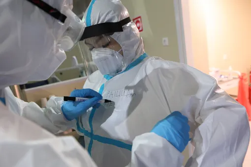 В России выявили 13 233 новых случая заражения коронавирусом