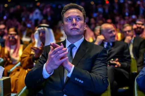 Илон Маск стал первым человеком в истории с состоянием более $600 млрд Илон Маск стал первым человеком в истории с состоянием более $600 млрд