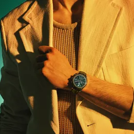 Легендарный хронограф TAG Heuer Carrera теперь представлен с самым модным циферблатом – зеленого цвета Легендарный хронограф TAG Heuer Carrera теперь представлен с самым модным циферблатом – зеленого цвета