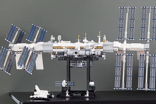LEGO представил набор конструктора для сборки МКС. Теперь каждый сможет создать собственную космическую станцию