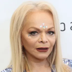 Эффект Долиной. В сети массово критикуют певицу и бойкотируют ее концерты после того, как суд вернул ей квартиру