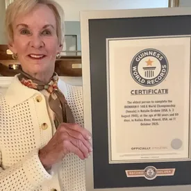 80-летняя американка стала старейшей участницей чемпионата IRONMAN. Это мировой рекорд
