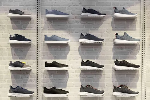 Эксперты проверили более 1000 кроссовок Nike и adidas в российских ТЦ и не нашли ни одного оригинала Эксперты проверили более 1000 кроссовок Nike и adidas в российских ТЦ и не нашли ни одного оригинала