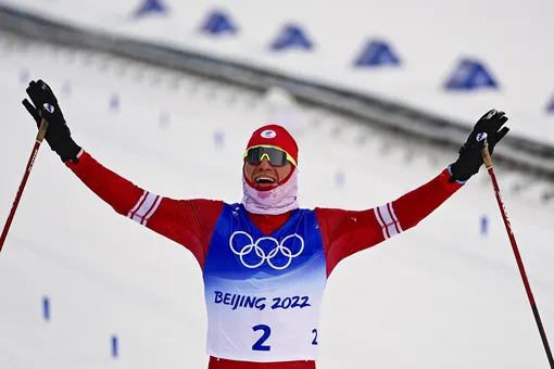 Александр Большунов стал первым лыжником, завоевавшим пять медалей на Олимпийских играх
