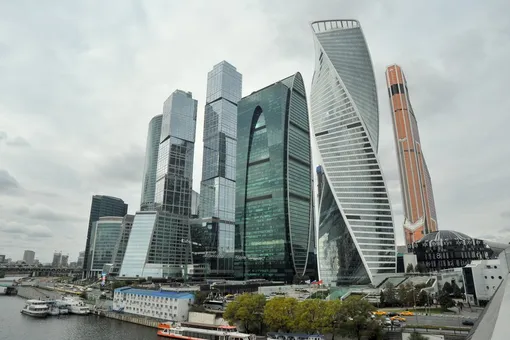«Ведомости» узнали о планах «Яндекса» арендовать несколько этажей в башне «Око» в «Москва-сити»