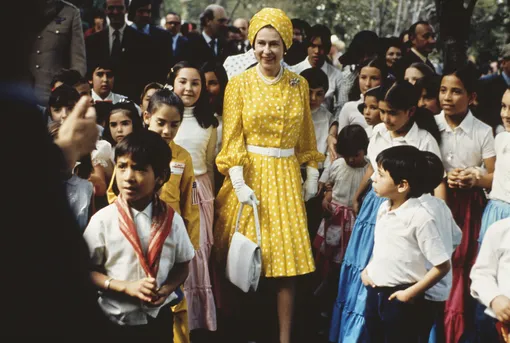 Официальный визит королевы в Мексику, февраль-март 1975.