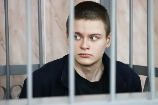 18-летнего Владислава Струженкова, устроившего взрыв в православной гимназии в Серпухове, приговорили к 13 годам колонии