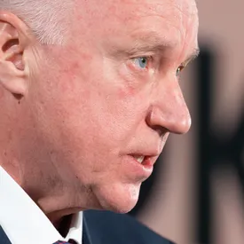 «Родители отказывались дать деньги». Бастрыкин раскритиковал ситуацию с охраной в казанской гимназии, где произошла стрельба «Родители отказывались дать деньги». Бастрыкин раскритиковал ситуацию с охраной в казанской гимназии, где произошла стрельба