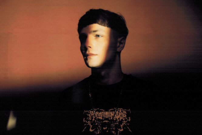 От тьмы к свету: внутренняя эволюция дизайнера Антона Лисина От тьмы к свету: внутренняя эволюция дизайнера Антона Лисина