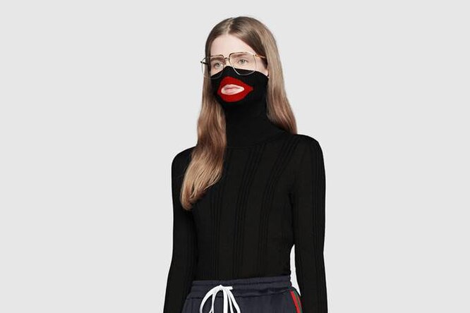 Gucci сняли с продажи свитер, в котором усмотрели намек на «блэкфейс» Gucci сняли с продажи свитер, в котором усмотрели намек на «блэкфейс»