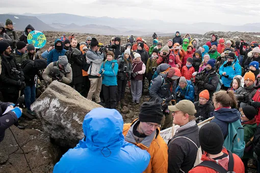 В Исландии «похоронили» 700-летний ледник. Он растаял из-за изменений климата