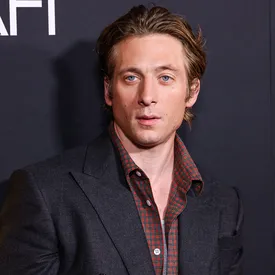 Джереми Аллен Уайт получил диплом о среднем образовании в 34 года: «Я не был хорошим учеником»