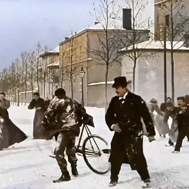 Искусственный интеллект показал, как жители французского Лиона играли в снежки 124 года назад (видео) Искусственный интеллект показал, как жители французского Лиона играли в снежки 124 года назад (видео)