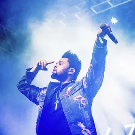 The Weeknd выпустил мини-альбом My Dear Melancholy The Weeknd выпустил мини-альбом My Dear Melancholy
