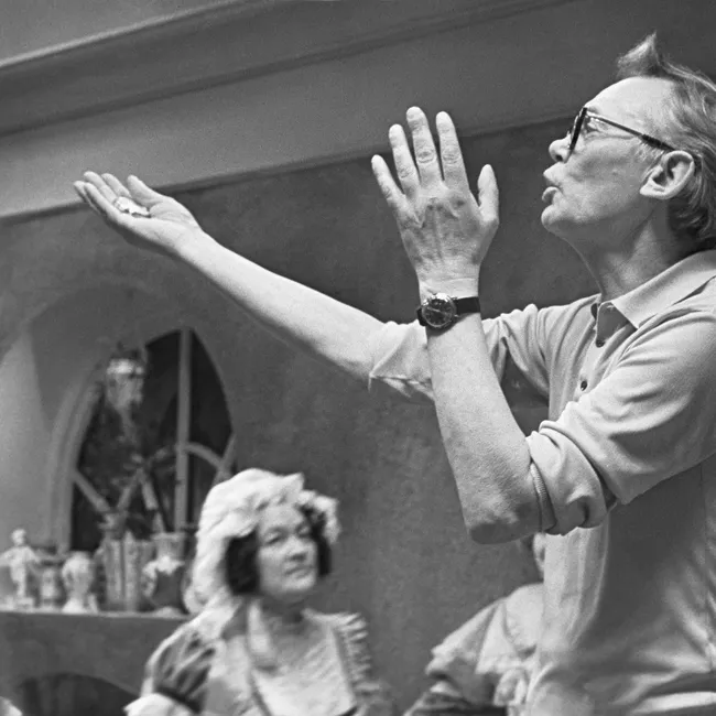 Смех сквозь слезы: ко дню рождения Леонида Гайдая вспоминаем, как снимал виртуоз оттепельной комедии