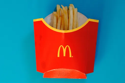 В Нью-Йорке 23-летнего сотрудника McDonald's застрелили из-за холодной картошки фри