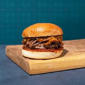 В Burger Heroes появился бургер по мотивам нового фильма Гая Ричи «Джентльмены»