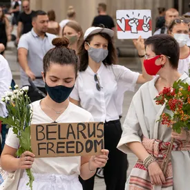 Седьмой день протестов в Беларуси: первый белорусский дипломат поддержал оппозицию. Лукашенко созвонился с Путиным Седьмой день протестов в Беларуси: первый белорусский дипломат поддержал оппозицию. Лукашенко созвонился с Путиным