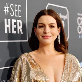 Энн Хэтэуэй сыграет главную роль в экранизации романа «Тайный дневник Верити» Колин Гувер Энн Хэтэуэй сыграет главную роль в экранизации романа «Тайный дневник Верити» Колин Гувер