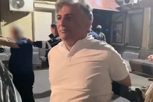 Бывшего адвоката Эльмана Пашаева задержали в Москве по делу о мошенничестве Бывшего адвоката Эльмана Пашаева задержали в Москве по делу о мошенничестве
