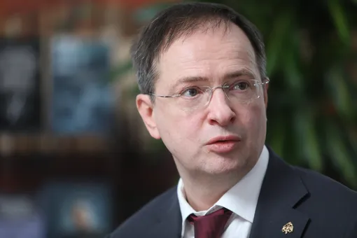 Мединский заявил, что журфак МГУ забит «тварями» — «учениками "либеральных преподавателей» Мединский заявил, что журфак МГУ забит «тварями» — «учениками "либеральных преподавателей»