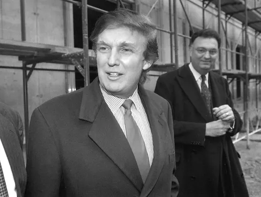 Дональд Трамп на приеме в Москве, 1996 год. Здесь будущий президент США обсуждал с бизнесменами строительство небоскребов Дональд Трамп на приеме в Москве, 1996 год. Здесь будущий президент США обсуждал с бизнесменами строительство небоскребов