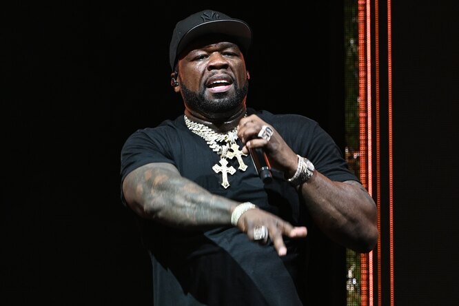 Поклонница 50 Cent родила дочь на концерте рэпера Поклонница 50 Cent родила дочь на концерте рэпера