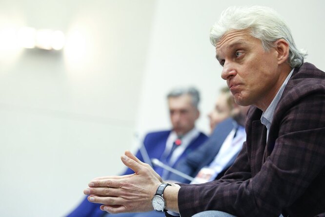 Власти США обвинили Олега Тинькова в сокрытии активов на миллиард долларов Власти США обвинили Олега Тинькова в сокрытии активов на миллиард долларов