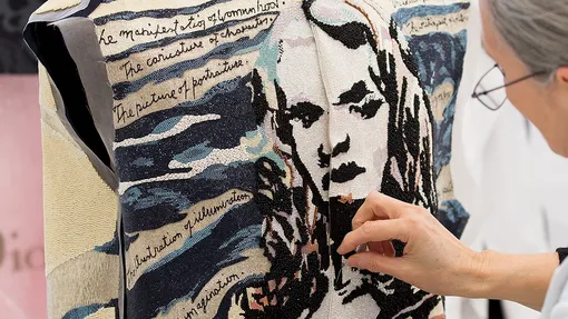 Работа над вышивкой по мотивам работы Петтибона в коллекции Dior осень-зима 2019 Работа над вышивкой по мотивам работы Петтибона в коллекции Dior осень-зима 2019